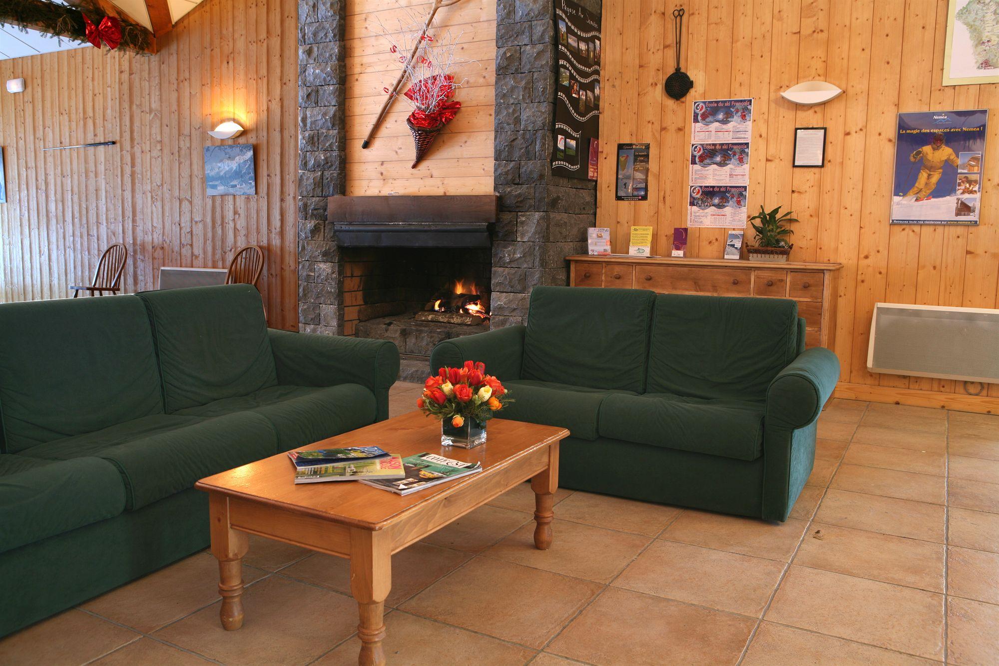 Residence Nemea Le Grand Tetras Samoens Exterior photo